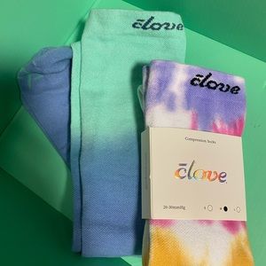 New Cloves Compression Sock Bundle ocean fade and rainbow tie dye size Med